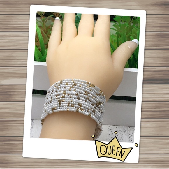 Memory Wire Beaded Bracelet - Picture 2 of 7